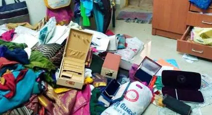  Thief and Diwali Bonus...
